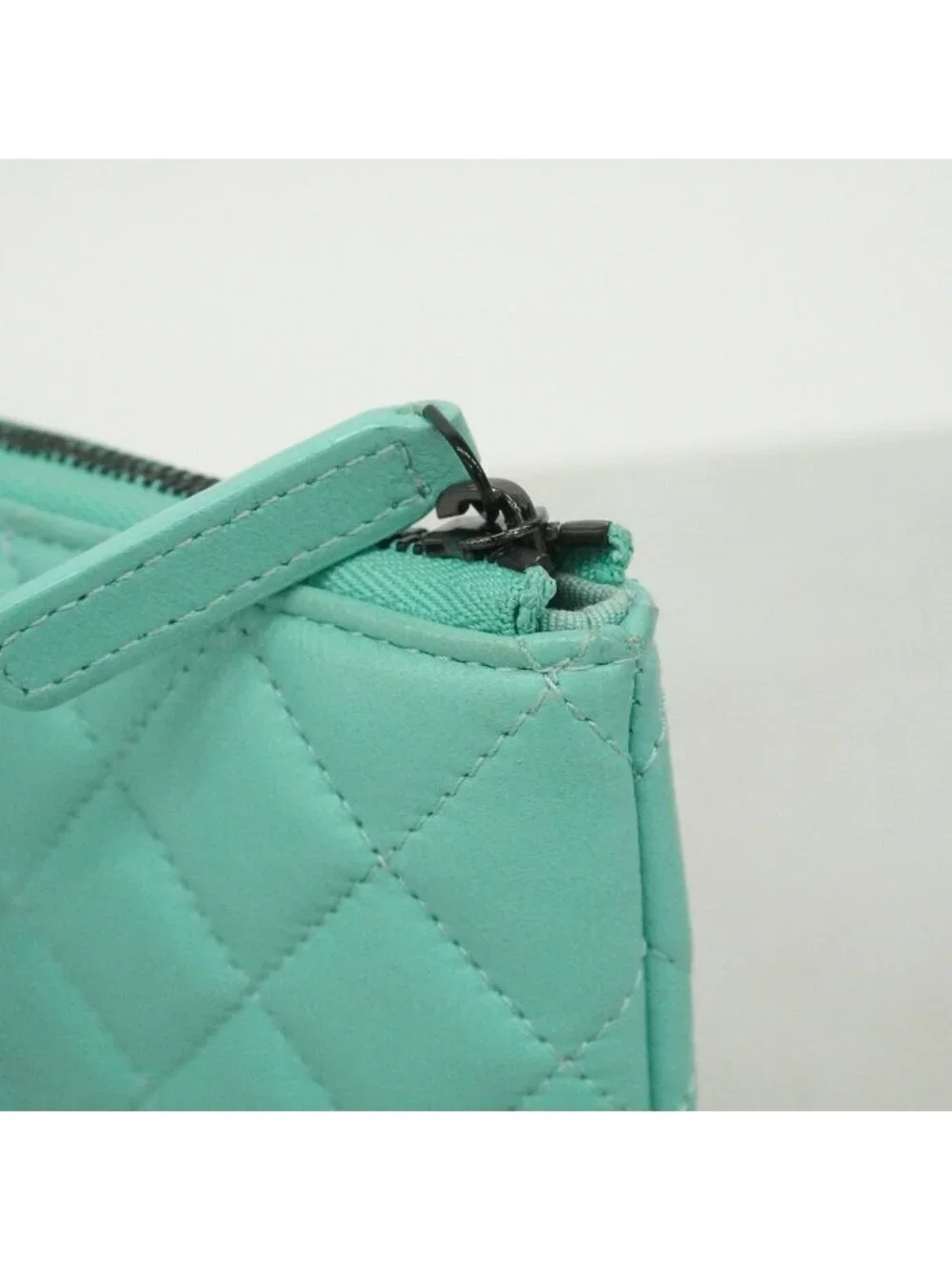 Chanel Pouch Quilted Lambskin Emerald Green